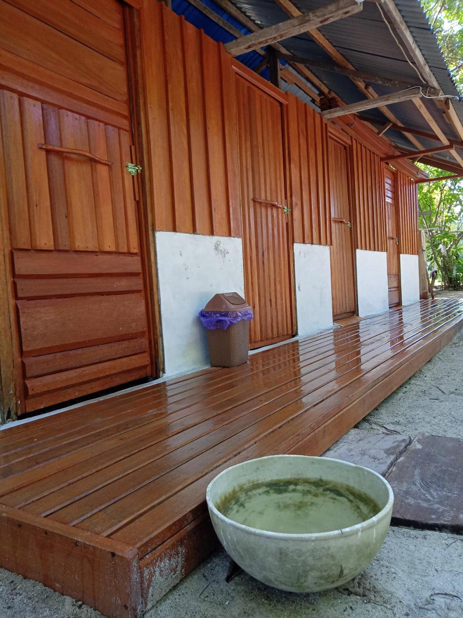 Sunset Homestay Besir Bagian luar foto